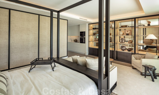 Villa exclusiva en venta, primera línea de golf de Aloha en una zona residencial cerrada en Nueva Andalucía - Marbella 35336 