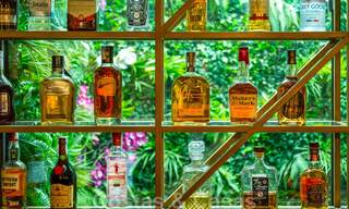 Villa de lujo en segunda línea de playa en venta en Puente Romano, Milla de Oro, Marbella 35626 