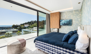 Se vende sensacional villa de lujo y moderna con vistas al mar en la urbanización cerrada El Madroñal en la zona de Marbella - Benahavis 779453 