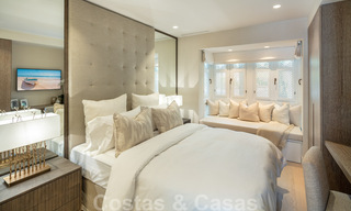 Apartamento lujosamente renovado de 4 dormitorios en venta en Puente Romano - Milla de Oro, Marbella 35951 