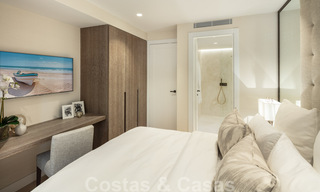 Apartamento lujosamente renovado de 4 dormitorios en venta en Puente Romano - Milla de Oro, Marbella 35952 