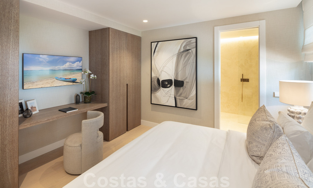 Apartamento lujosamente renovado de 4 dormitorios en venta en Puente Romano - Milla de Oro, Marbella 35958