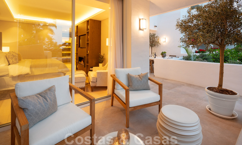 Apartamento lujosamente renovado de 4 dormitorios en venta en Puente Romano - Milla de Oro, Marbella 35967
