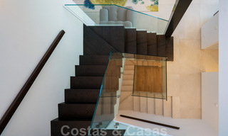 Lista para entrar a vivir, nueva villa de diseño moderno con impresionantes vistas en venta en Marbella - Benahavis 36067 