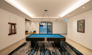 Lista para entrar a vivir, nueva villa de diseño moderno con impresionantes vistas en venta en Marbella - Benahavis 36068 