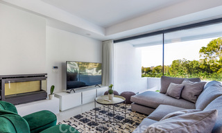 Ático de lujo moderno a la venta en un complejo de diseño en primera línea de golf en Benahavis - Marbella 36132 