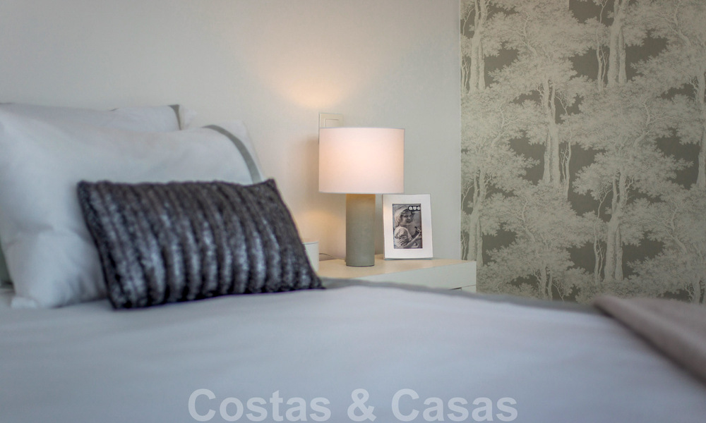 Ático de lujo moderno a la venta en un complejo de diseño en primera línea de golf en Benahavis - Marbella 36143