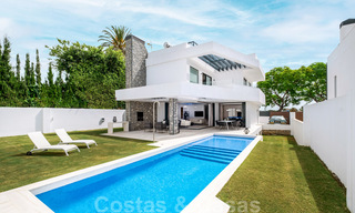 Listo para entrar a vivir, villa contemporánea en venta a pocos pasos de la playa y clubes de playa y a poca distancia del paseo marítimo y el centro de San Pedro, Marbella 36346 