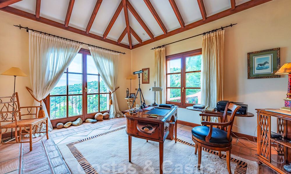 Elegante villa rústica de lujo en venta con impresionantes vistas al mar en el exclusivo La Zagaleta Golf Resort, Benahavis - Marbella 36283
