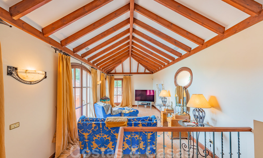 Elegante villa rústica de lujo en venta con impresionantes vistas al mar en el exclusivo La Zagaleta Golf Resort, Benahavis - Marbella 36285