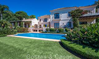 Elegante villa rústica de lujo en venta con impresionantes vistas al mar en el exclusivo La Zagaleta Golf Resort, Benahavis - Marbella 36304 