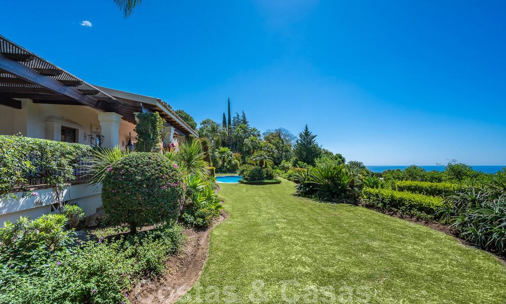 Elegante villa rústica de lujo en venta con impresionantes vistas al mar en el exclusivo La Zagaleta Golf Resort, Benahavis - Marbella 36305