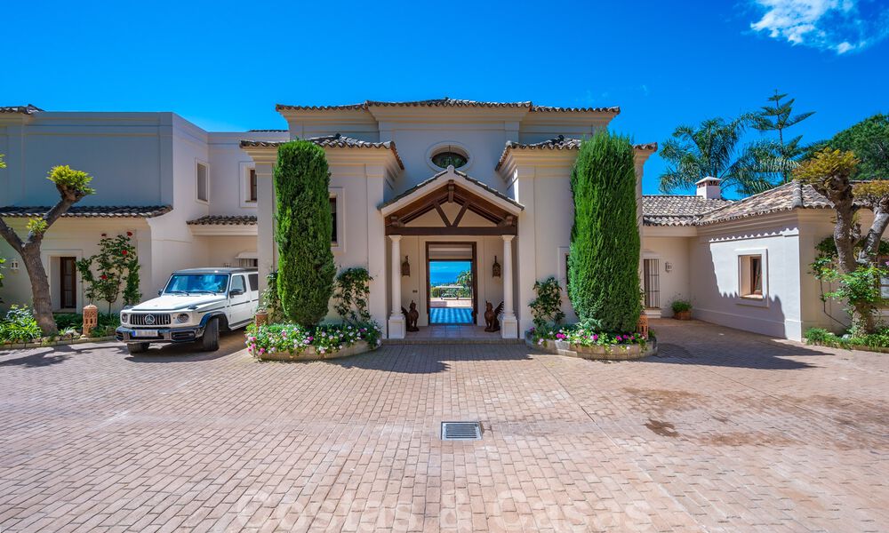 Elegante villa rústica de lujo en venta con impresionantes vistas al mar en el exclusivo La Zagaleta Golf Resort, Benahavis - Marbella 36306