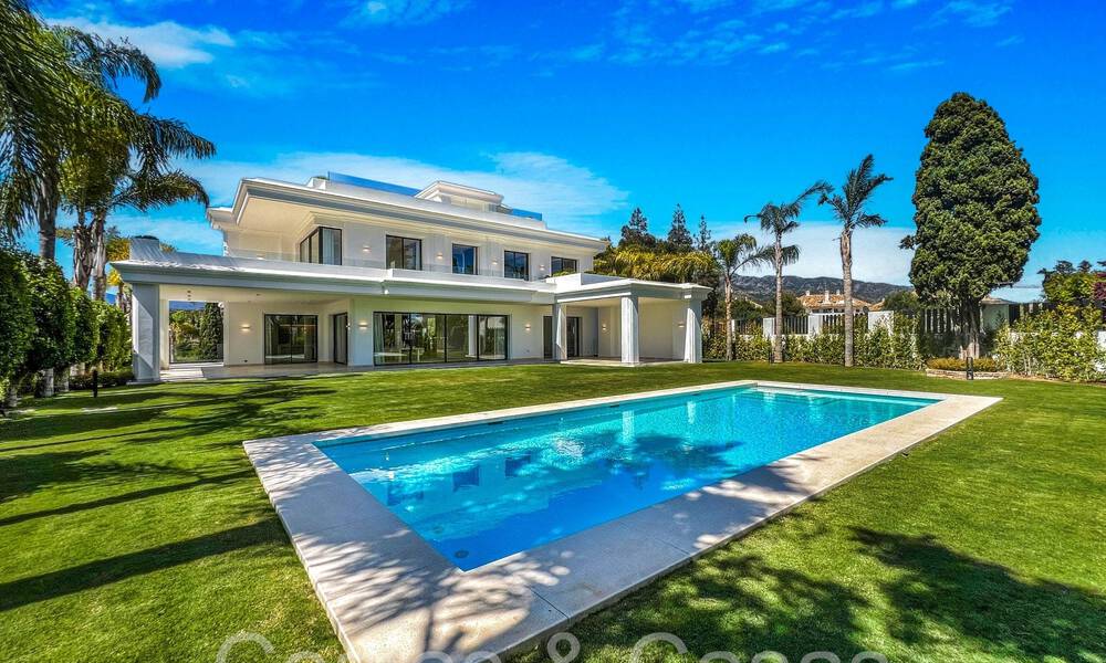 Modernas villas de estilo vanguardista en venta en la prestigiosa Milla de Oro de Marbella 69661