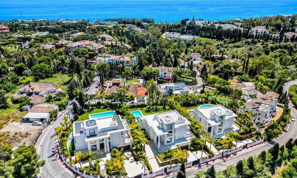 Modernas villas de estilo vanguardista en venta en la prestigiosa Milla de Oro de Marbella 69669