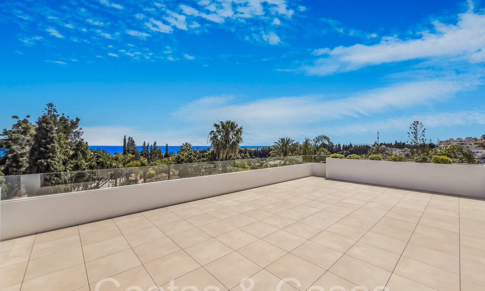 Modernas villas de estilo vanguardista en venta en la prestigiosa Milla de Oro de Marbella 69700