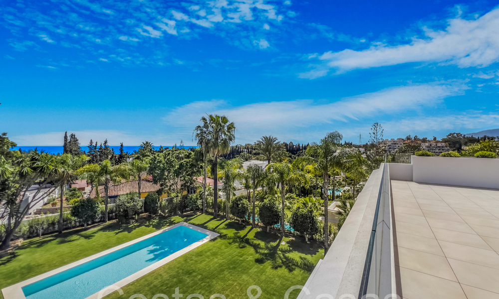 Modernas villas de estilo vanguardista en venta en la prestigiosa Milla de Oro de Marbella 69703