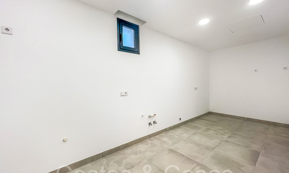 Modernas villas de estilo vanguardista en venta en la prestigiosa Milla de Oro de Marbella 69713