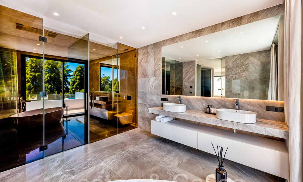 Modernas villas de estilo vanguardista en venta en la prestigiosa Milla de Oro de Marbella 69716