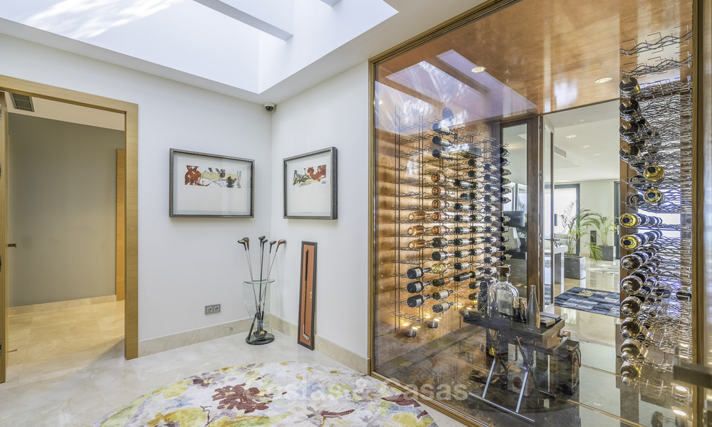 A la venta en la Reserva de Sierra Blanca en Marbella: modernos apartamentos y áticos 36777