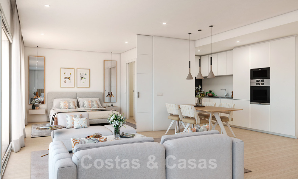 Modernos apartamentos de lujo a la venta en un exclusivo complejo con laguna privada en la Costa del Sol 37079