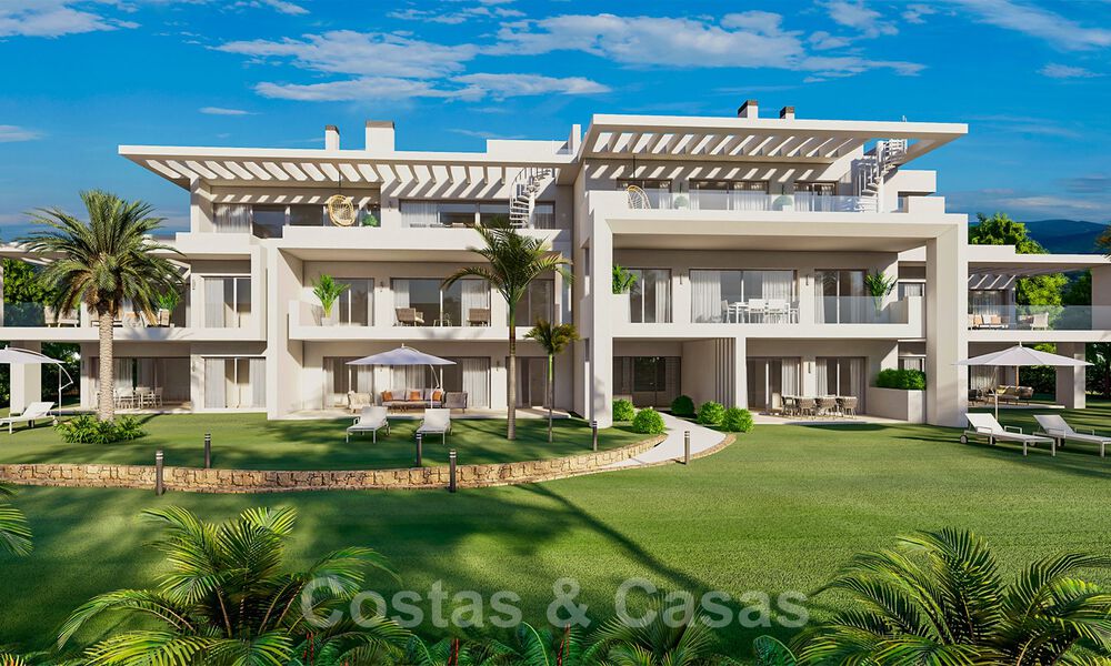 Modernos apartamentos de lujo a la venta en un exclusivo complejo con laguna privada en la Costa del Sol 37083