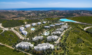 Modernos apartamentos de lujo a la venta en un exclusivo complejo con laguna privada en la Costa del Sol 37090 