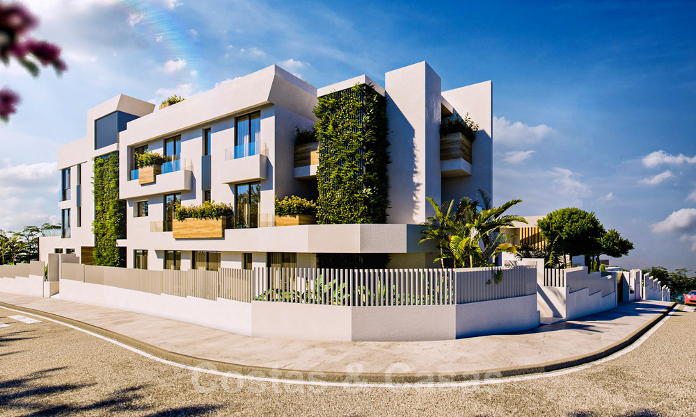 Nuevos e innovadores apartamentos de lujo a la venta directamente en el campo de golf y con vistas al mar en Cabopino, Marbella Este 37103