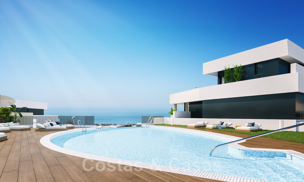 Nuevo proyecto de diseño contemporáneo con apartamentos de lujo en venta con impresionantes vistas al mar en Marbella Este 47643