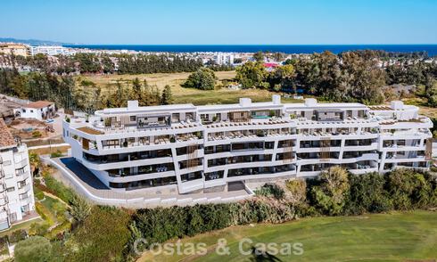 Primera línea de golf, modernos y lujosos apartamentos en venta, a poca distancia de los servicios en Guadalmina y San Pedro en Marbella 806665