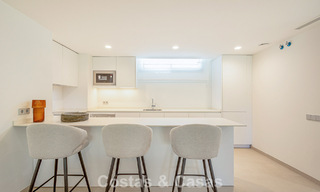 Primera línea de golf, modernos y lujosos apartamentos en venta, a poca distancia de los servicios en Guadalmina y San Pedro en Marbella 806670 