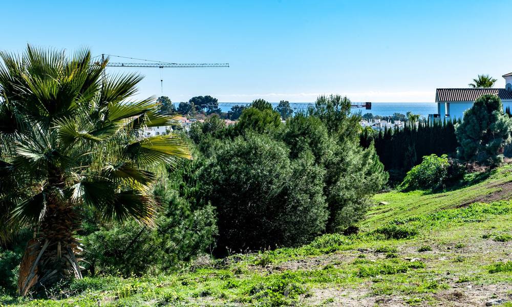Parcela en primera línea de golf con vistas al mar - Nueva Milla de Oro, Marbella - Estepona 38005