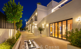 Villa de diseño exclusivo en venta en una zona residencial muy popular en Nueva Andalucía en Marbella, con impresionantes vistas 37977 