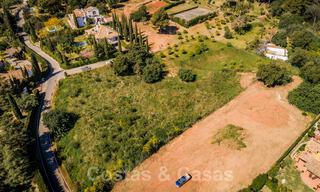 Parcela con proyecto y con licencia para un majestuosa y contemporánea villa mediterránea de lujo en venta con impresionantes vistas al mar en la exclusiva Cascada de Camoján en Marbella 38061 