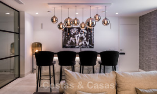 Villa de lujo en venta lista para entrar a vivir con impresionantes vistas al golf, en una prestigiosa zona en Benahavis - Marbella 38122 