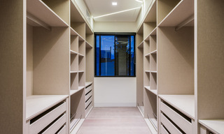 Villa de lujo en venta lista para entrar a vivir con impresionantes vistas al golf, en una prestigiosa zona en Benahavis - Marbella 38139 