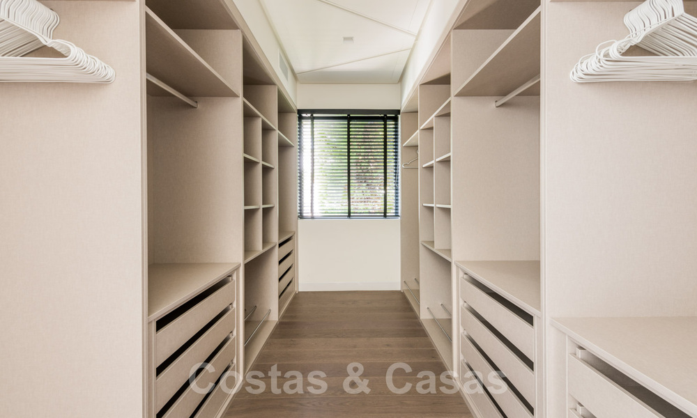 Villa de lujo en venta lista para entrar a vivir con impresionantes vistas al golf, en una prestigiosa zona en Benahavis - Marbella 38141