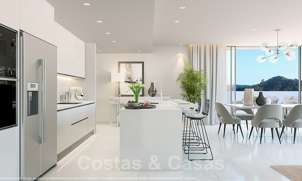 Apartamentos lujosos, modernos y contemporáneos con impresionantes vistas al mar en venta a poca distancia del centro de Marbella 38321