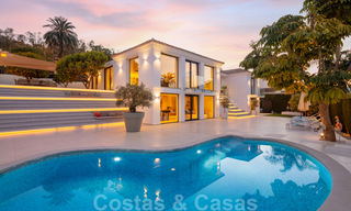 Elegante villa de lujo en venta en el centro del Valle del Golf en Nueva Andalucía, Marbella 38228 