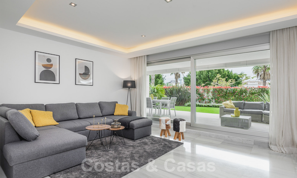 Listo para entrar a vivir, moderno apartamento en venta, a un paso de la playa y a corta distancia del centro de San Pedro, Marbella 38240