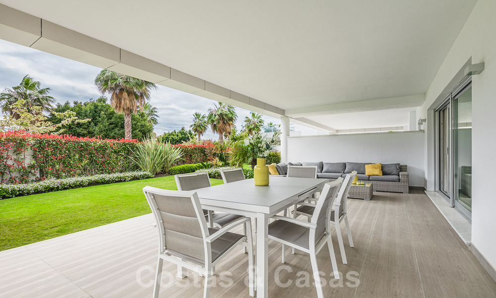 Listo para entrar a vivir, moderno apartamento en venta, a un paso de la playa y a corta distancia del centro de San Pedro, Marbella 38242