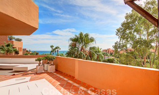 Se vende precioso apartamento recién reformado con vistas al mar en el Hotel Kempinski, Marbella - Estepona 38359 