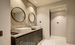 Se vende precioso apartamento recién reformado con vistas al mar en el Hotel Kempinski, Marbella - Estepona 38375 
