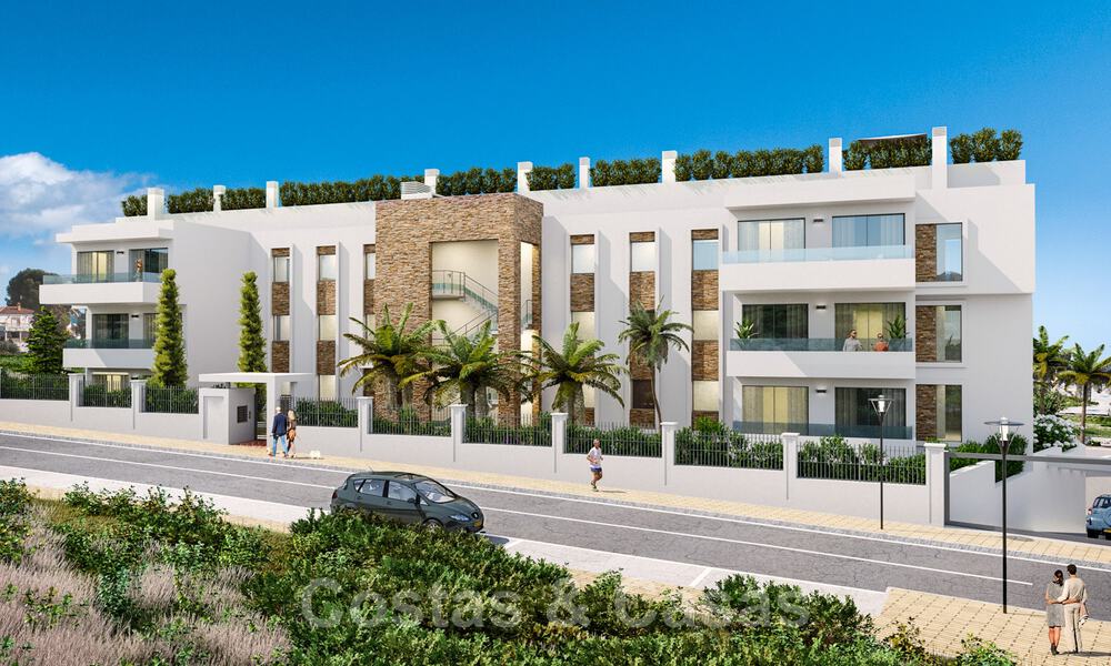 Nueva promoción con apartamentos y áticos de lujo con piscina privada a 500 metros del mar en Estepona 38405