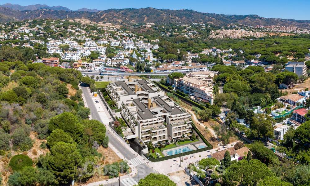 Nuevos y modernos apartamentos en venta al lado de la playa de Elviria en Marbella 38499