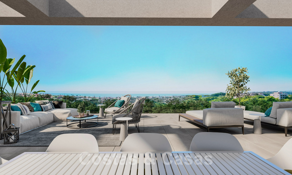 Nuevos y modernos apartamentos en venta al lado de la playa de Elviria en Marbella 38506