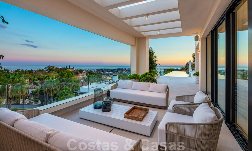Llave en mano, villa de lujo con vistas panorámicas al mar, en un resort de golf de primera categoría, Benahavis - Marbella 38554