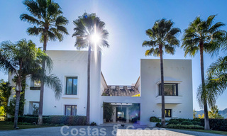 Villa lujosa y contemporánea en venta de primera línea de golf con impresionantes vistas en el exclusivo complejo La Zagaleta, Benahavis - Marbella 38682 