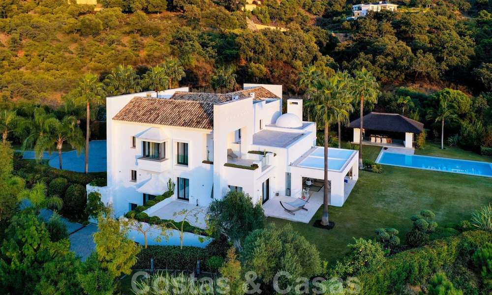 Villa lujosa y contemporánea en venta de primera línea de golf con impresionantes vistas en el exclusivo complejo La Zagaleta, Benahavis - Marbella 38709