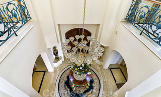 Lujosa villa de estilo clásico español en venta con vistas panorámicas al mar en Benahavis - Marbella 38745 